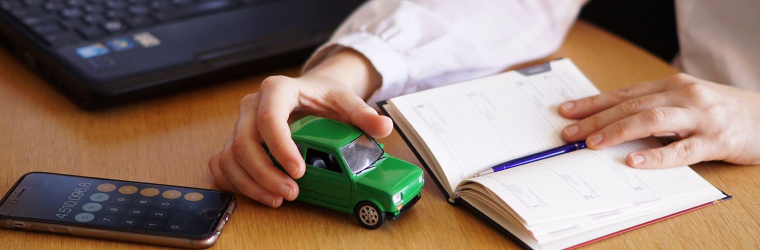How Does a Tachometer Work in a Car?